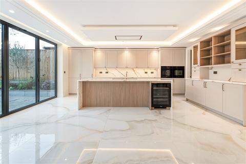 6 bedroom semi-detached house for sale, Furzehill Road, Borehamwood, Hertfordshire, WD6