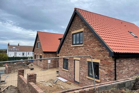 3 bedroom bungalow for sale, Limestone Road, Burniston, Scarborough, North Yorkshire, YO13