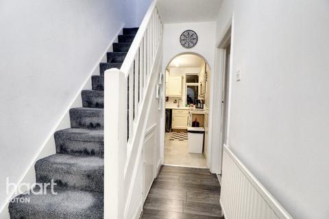 undefined, Grosvenor Road, Luton