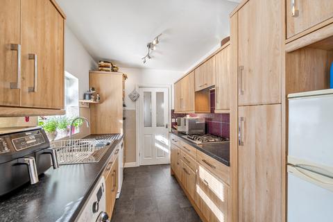 undefined, Hillcrest Rise, Leeds, West Yorkshire, LS16
