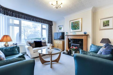 4 bedroom semi-detached house for sale, Hillcrest Rise, Leeds, West Yorkshire, LS16