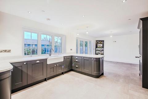 undefined, Cae Crug, Penrhiwllan SA44