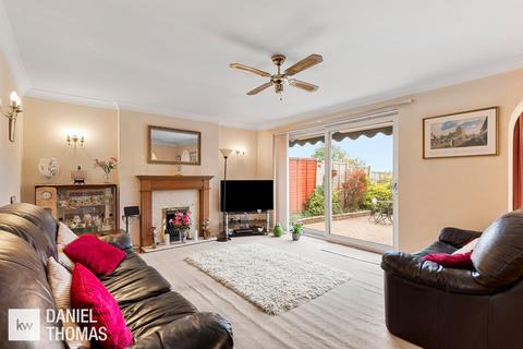 undefined, Pick Hill, Waltham Abbey, EN9