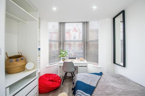 6 bedroom house to rent, Langton Road, Liverpool L15