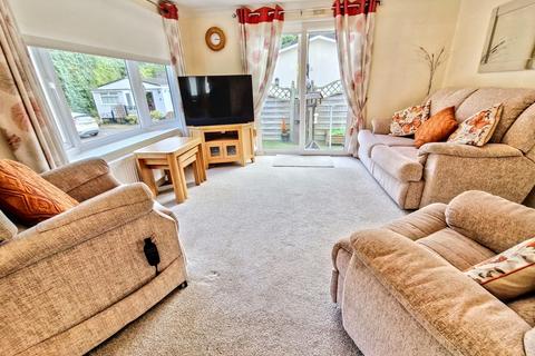 undefined, Exeter EX2