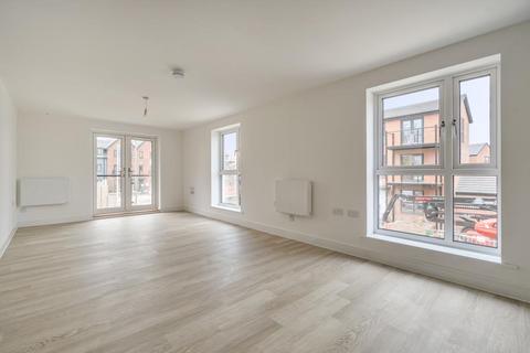 2 bedroom apartment to rent, Spey Glen Drive,  Didcot,  OX11