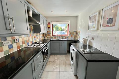6 bedroom house to rent, St. Hildas Mews, York