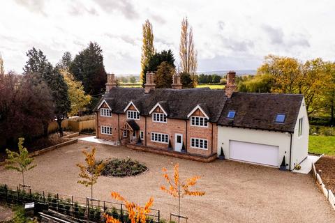 4 bedroom detached house for sale, Yoxall Road, Rugeley WS15