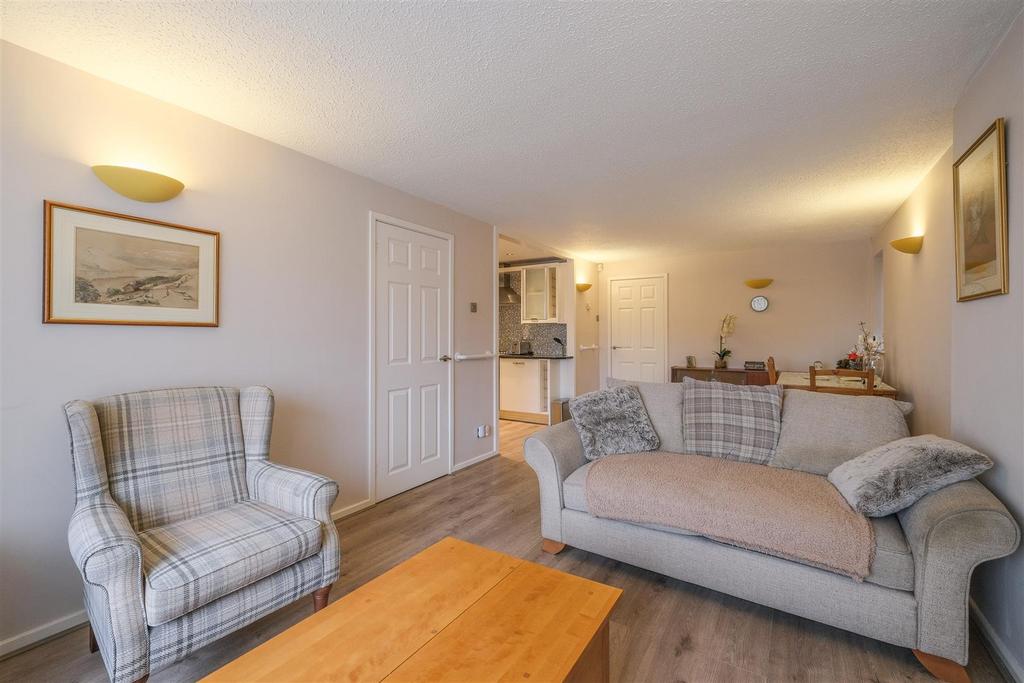 Open Plan Living/Dining/Kitchen