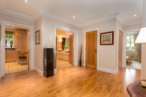 undefined, Ellesmere Road, WEYBRIDGE, KT13