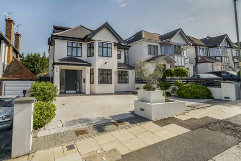 undefined, Edgeworth Crescent, London NW4