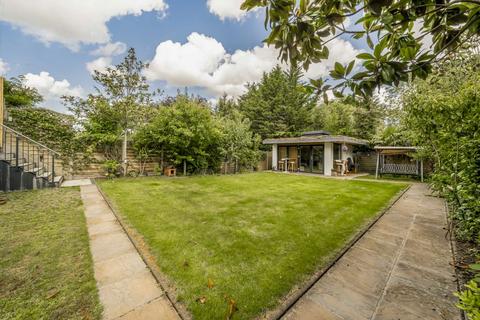 undefined, Edgeworth Crescent, London NW4