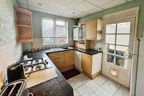 3 bedroom semi-detached house for sale, Cricklade Road, Swindon, SN2 7AQ