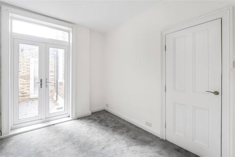 3 bedroom apartment for sale, Rocks Lane, London, SW13