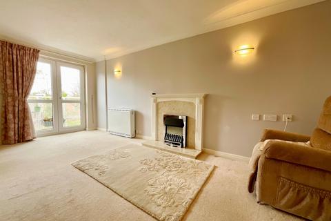 2 bedroom apartment for sale, Chase Close, Southport PR8