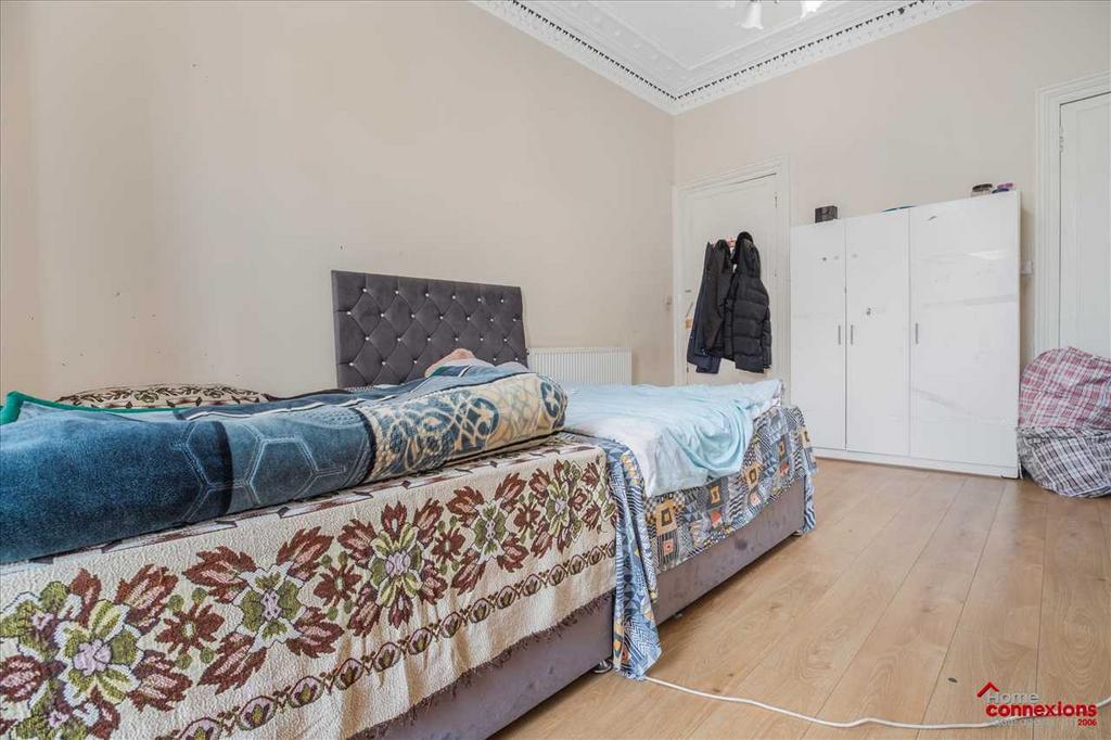 Bedroom One (2)