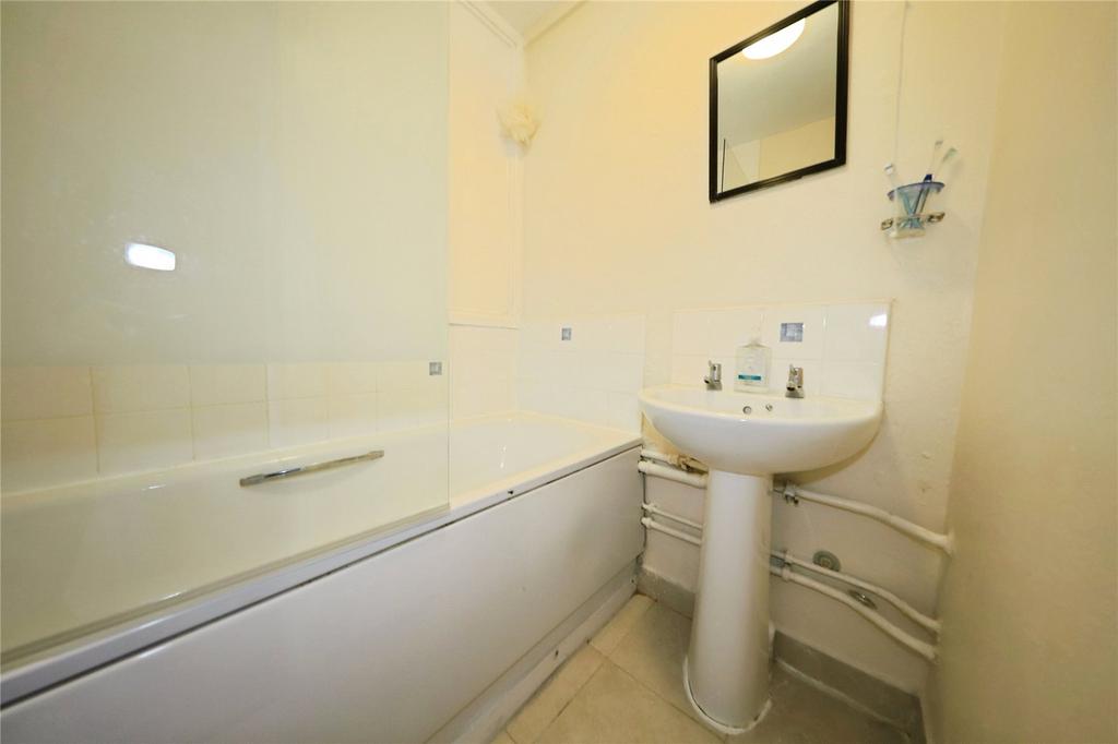 Bathroom / W.C.