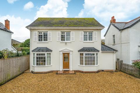 Victoria Road, Barnstaple EX32