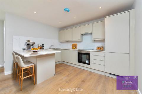 undefined, Cheriton Close, St. Albans