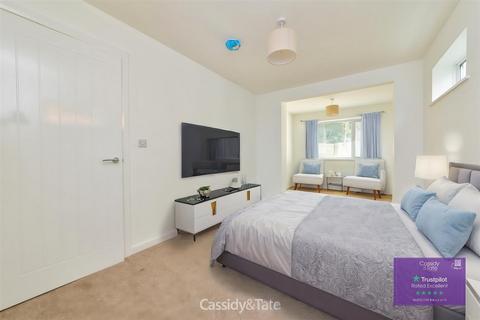 undefined, Cheriton Close, St. Albans