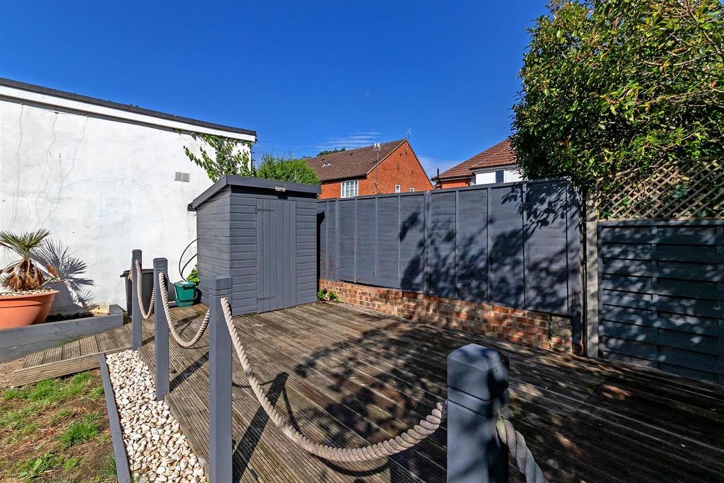 403 Hatfield Road-20.jpg