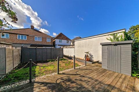 2 bedroom maisonette to rent, Hatfield Road, St. Albans