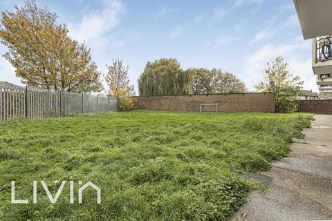 undefined, Croydon CR0
