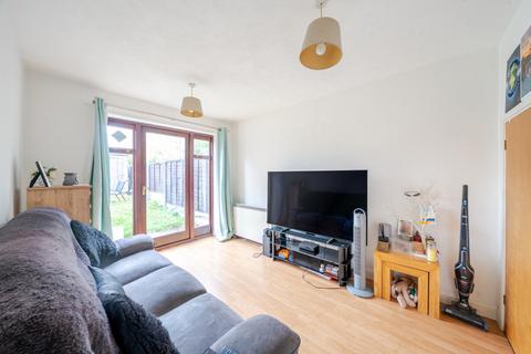 undefined, Aynscombe Close, Bedfordshire LU6