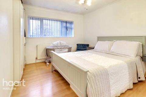 55 Longfield, Harlow, CM18 6LA