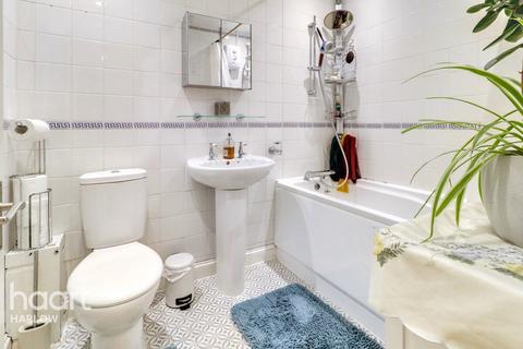 55 Longfield, Harlow, CM18 6LA