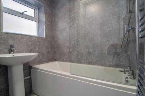 2 bedroom apartment to rent, 30 East Park, Bristol BS5