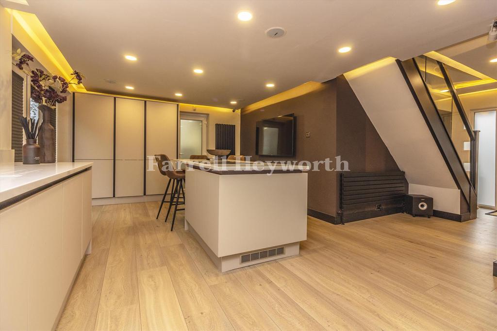 Kitchen i
