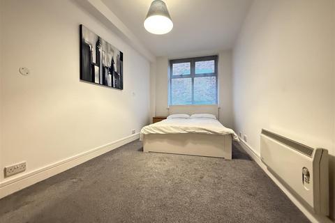 2 bedroom apartment for sale, The Gallery, Blackfriars Street, Salford
