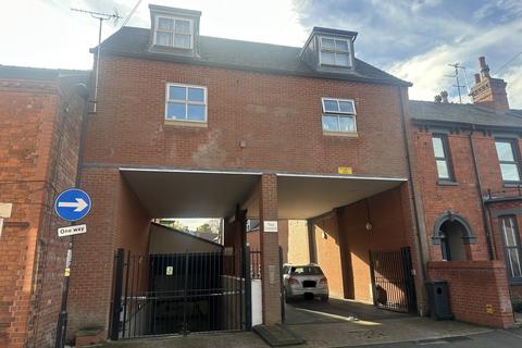1 bedroom ground floor flat to rent, The Cloisters, Greetwell Gate, Lincoln