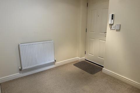 1 bedroom ground floor flat to rent, The Cloisters, Greetwell Gate, Lincoln