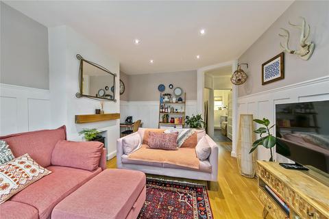 undefined, Conifers Close, Teddington