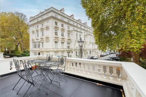 2 bedroom flat for sale, Cleveland Gardens, Bayswater, London, W2