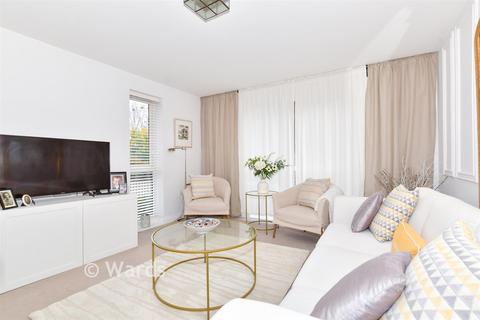 undefined, Derby Drive, Leybourne, West Malling, Kent