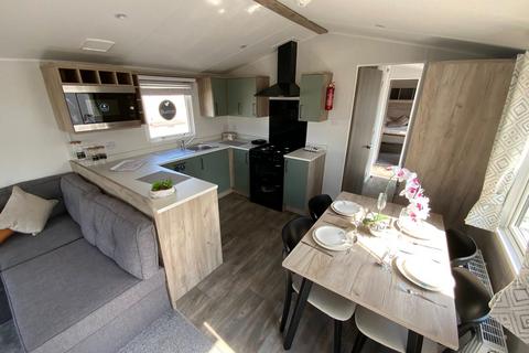 2 bedroom lodge for sale, Bradwell-on-Sea,  Southminster Essex