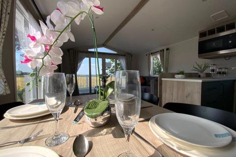 2 bedroom lodge for sale, Bradwell-on-Sea,  Southminster Essex