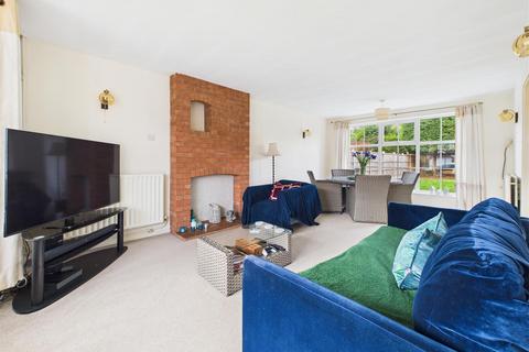 4 bedroom detached house for sale, St. Andrews Crescent, Stratford-Upon-Avon CV37