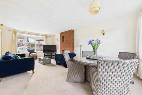 4 bedroom detached house for sale, St. Andrews Crescent, Stratford-Upon-Avon CV37