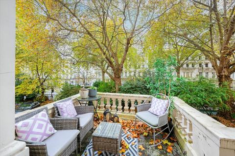 1 bedroom flat for sale, Westbourne Terrace, London, W2