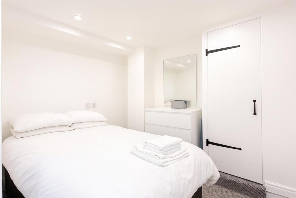 Minimalist bedroom marketing