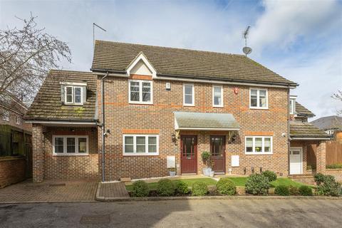 undefined, Mallard Mews, Harpenden