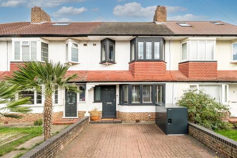 Grasmere Avenue, Hounslow TW3