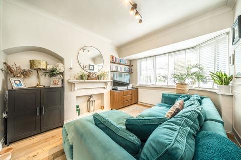 undefined, Grasmere Avenue, Hounslow TW3