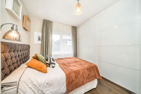 undefined, Grasmere Avenue, Hounslow TW3