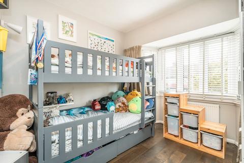 57 Grasmere Avenue, Hounslow, TW3 2JG