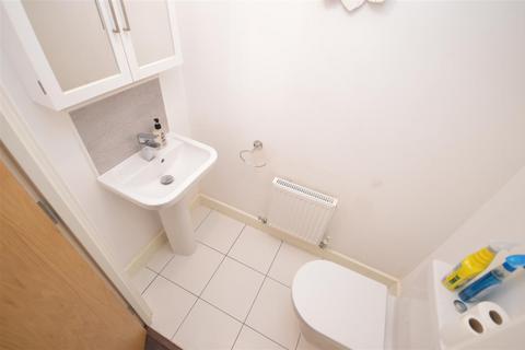 3 bedroom semi-detached house for sale, Stoborough Crescent, Featherstone, Pontefract